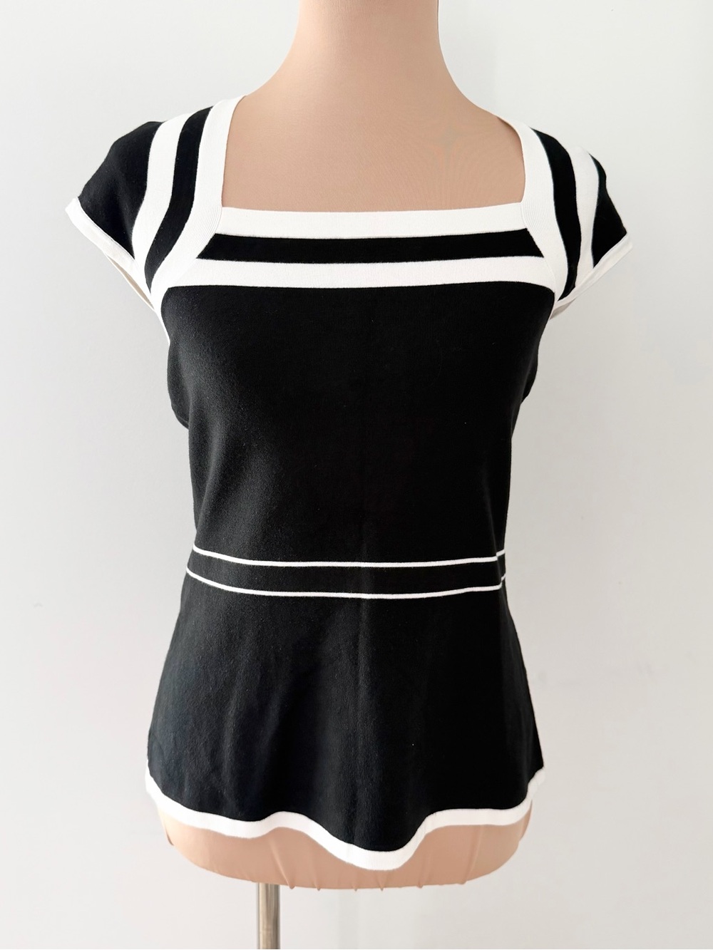 White House Black Market Black and White Square-Neck Cap Sleeve Top